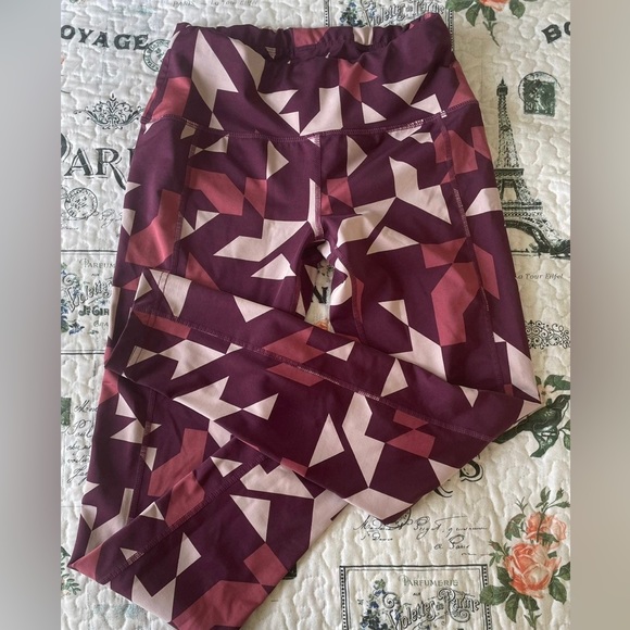 (3/$15) Oiselle Geometric Workout Pattern Tights Sz 4 - Picture 2 of 4